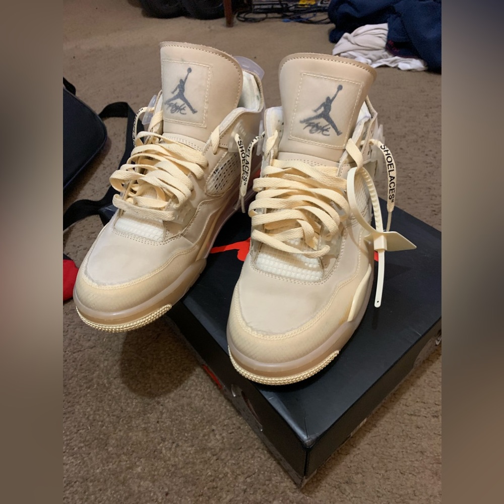 Jordan retro 4 off white (UA)